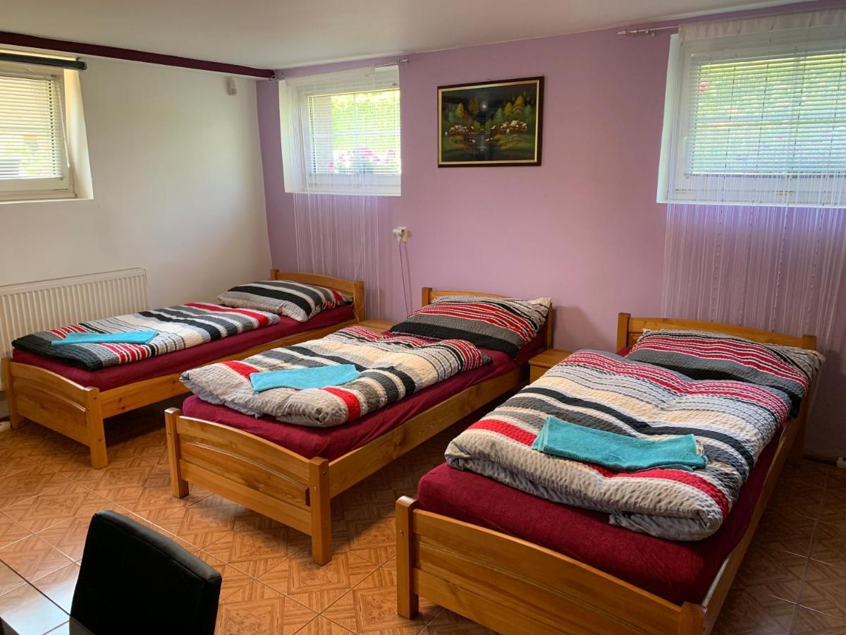 Pension Milada Klecany Экстерьер фото