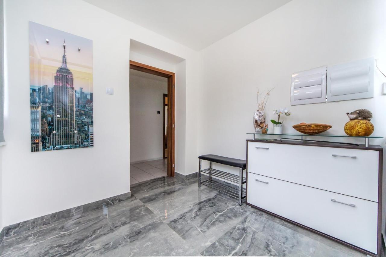 Pension Milada Klecany Экстерьер фото